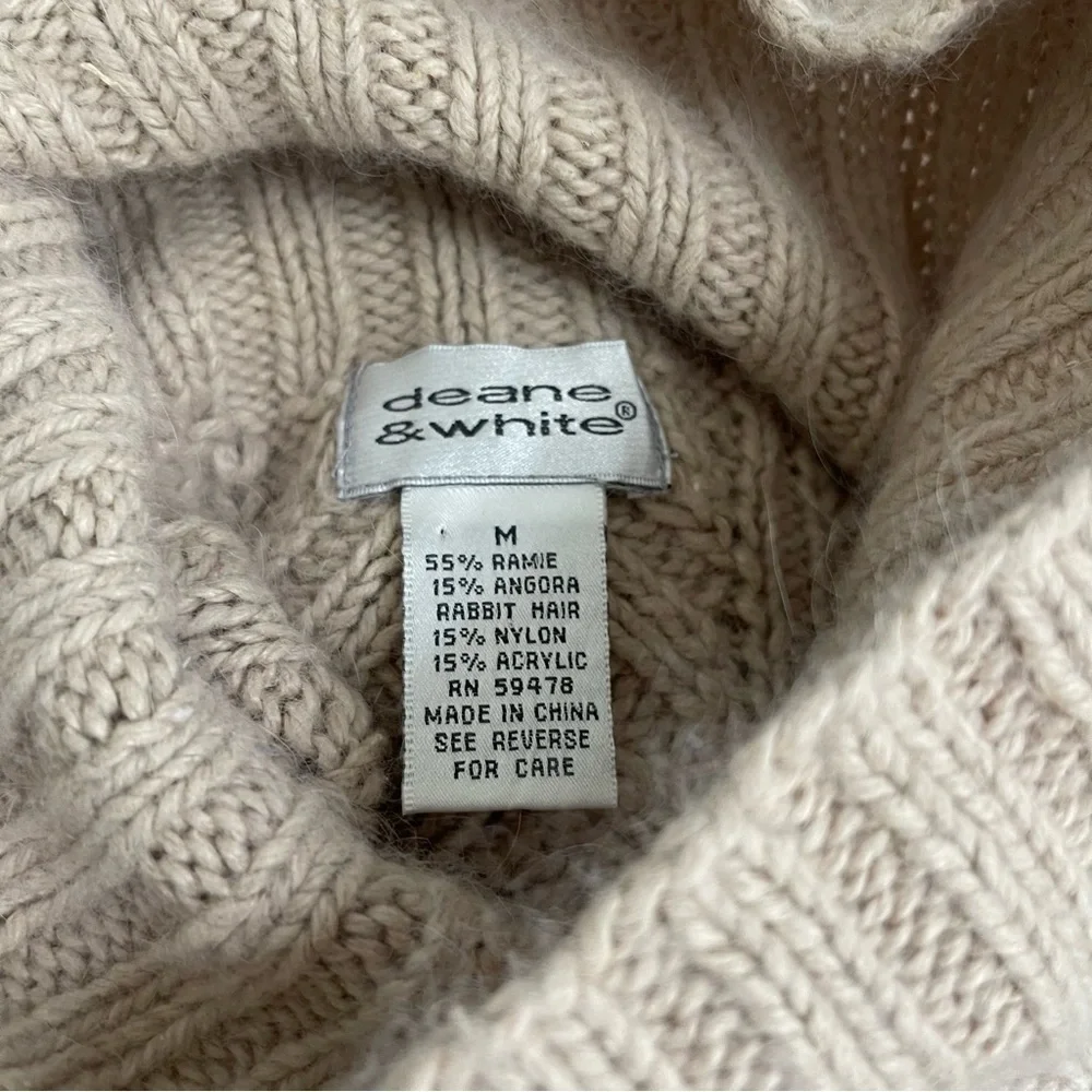 Deane & White Ramie/Angora Thick Knit Cream Soft Sweater Size Medium